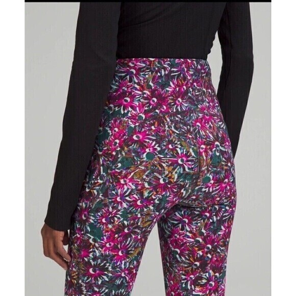 Lululemon Swift Speed High-Rise Tight 28" Fluoro Floral Electric Pink Multi Sz 4 - Picture 2 of 12